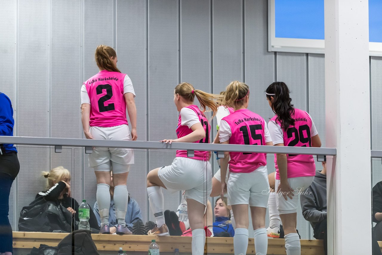 Bild 51 - F Loewinnen Hallen Cup